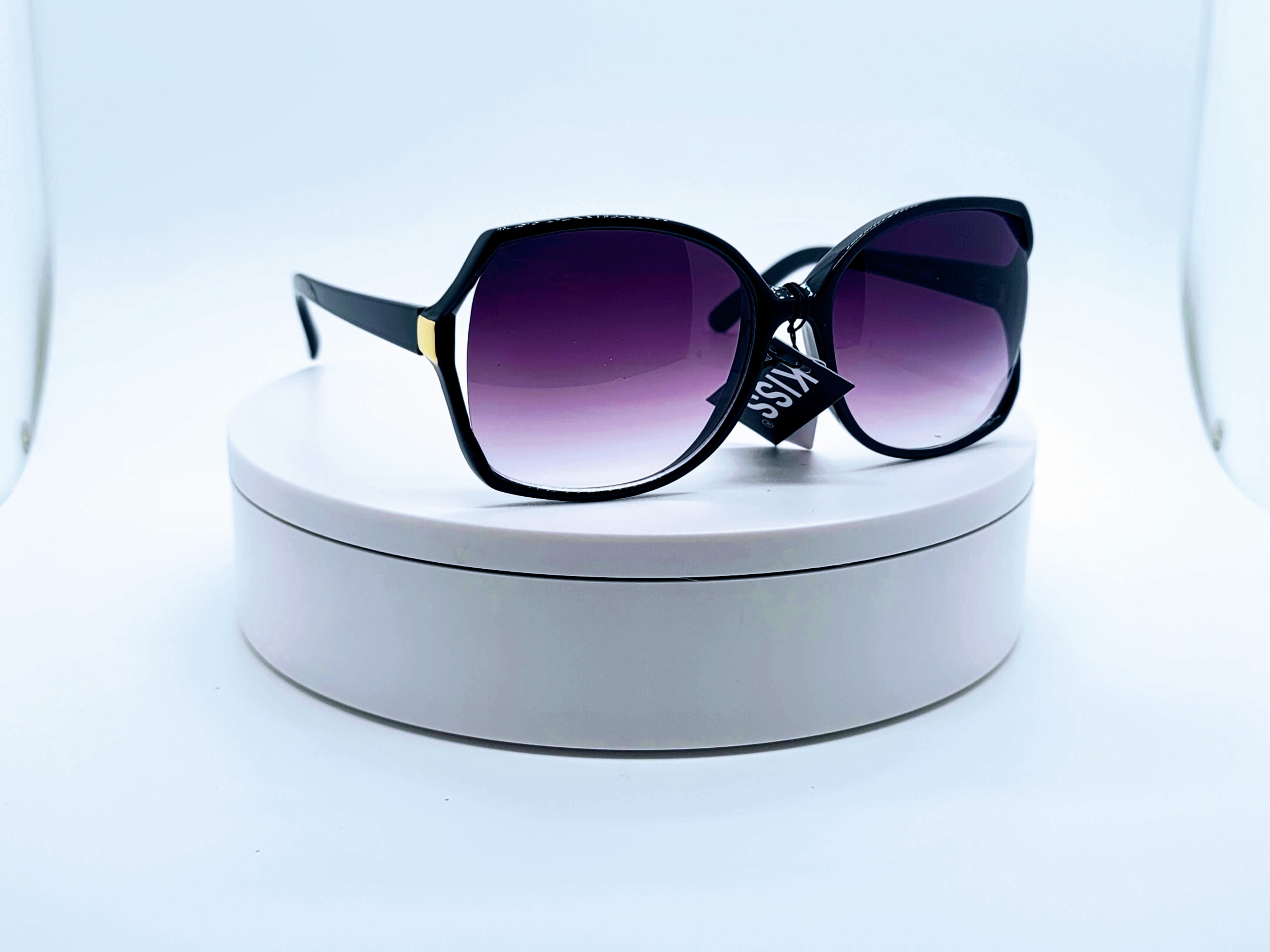 Purple-Lens-Over-sized-Shape-Sunglasses